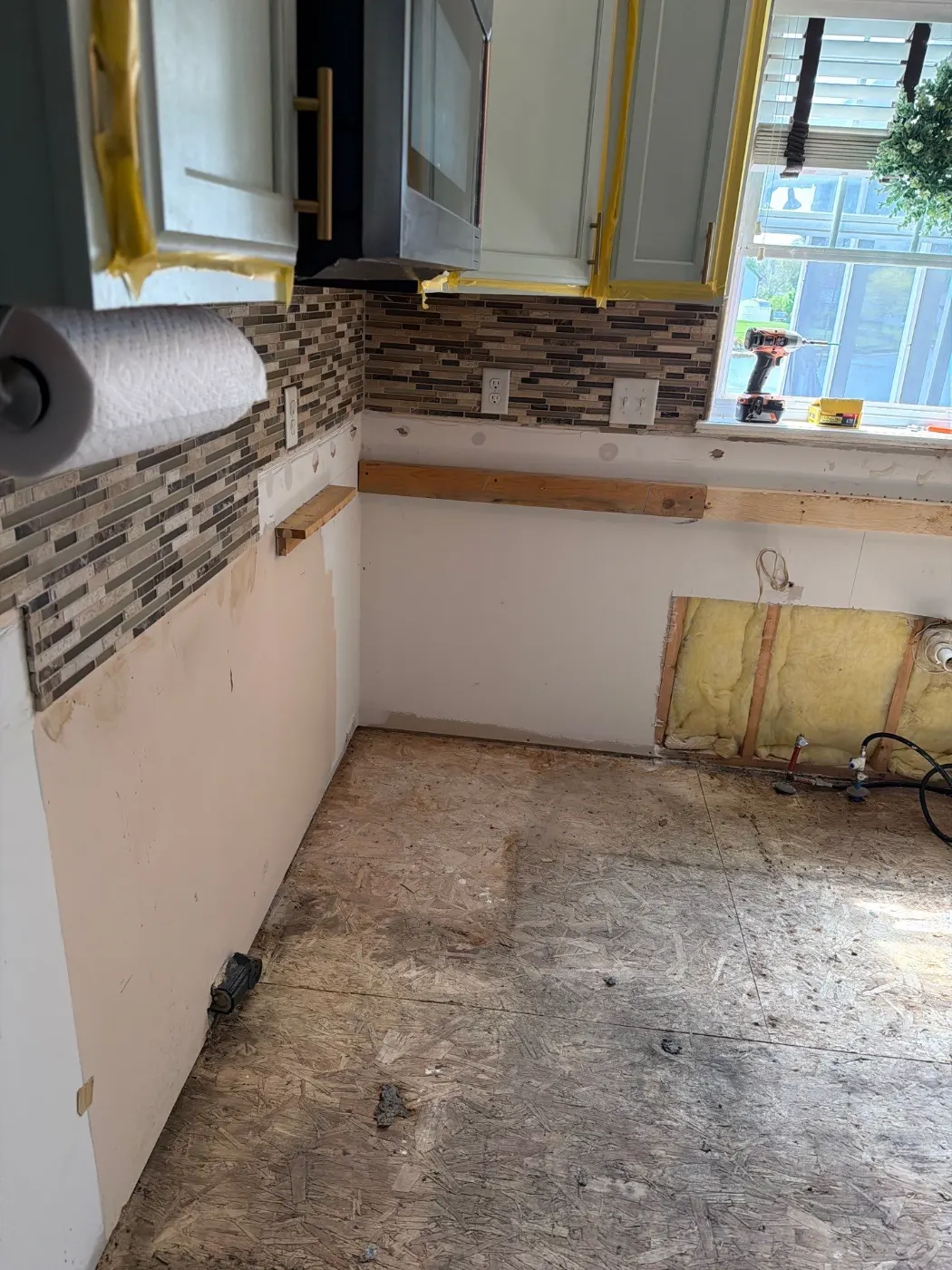 Containment setup for mold remediation in Maple Knoll home